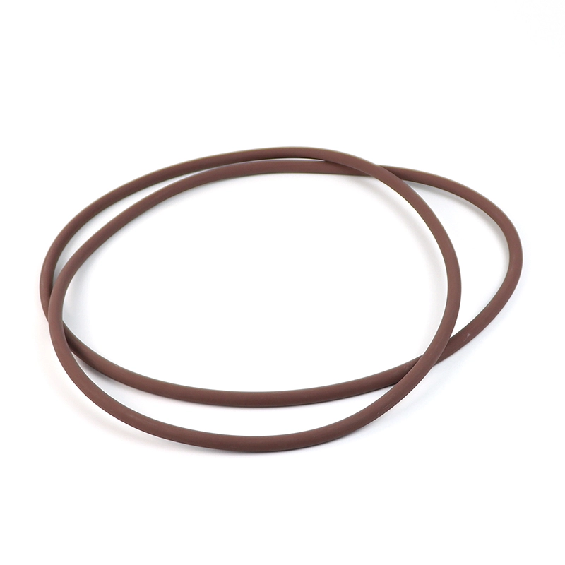 anel marrom com m&atilde;os